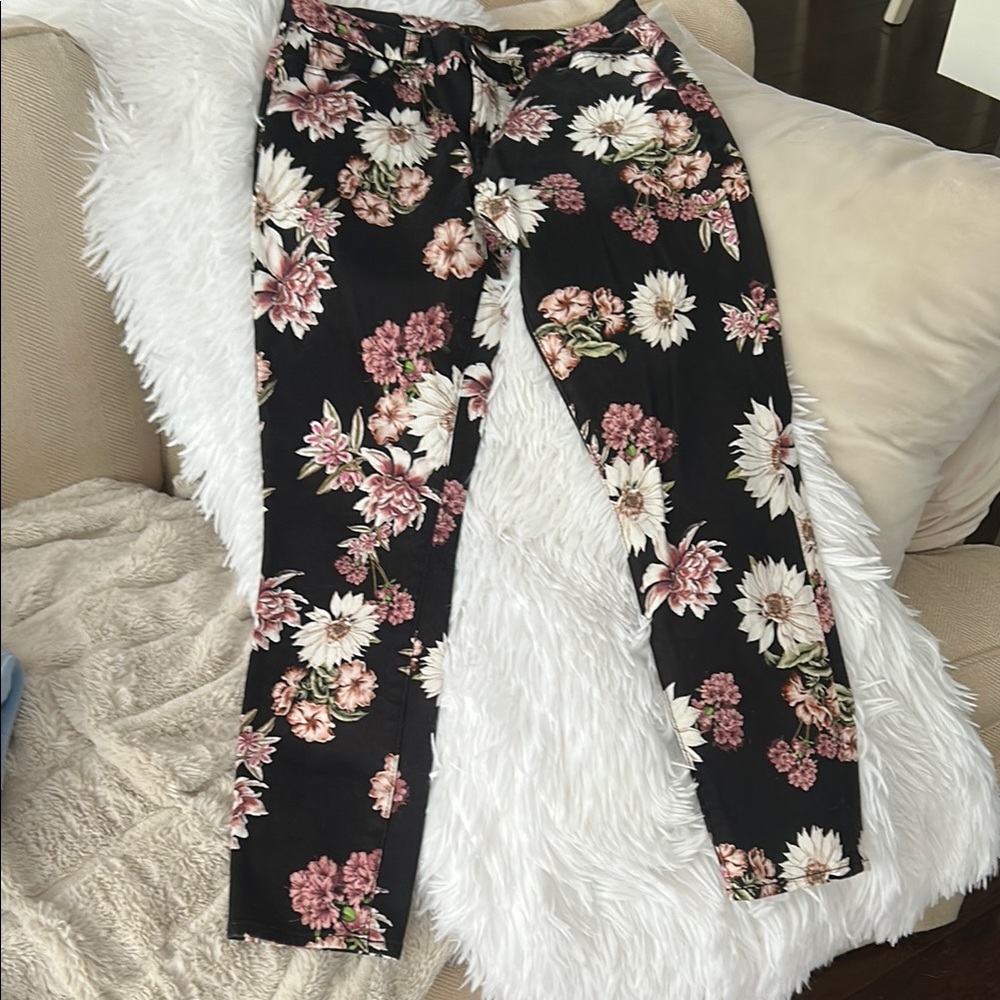 Floral Ankle Jeans